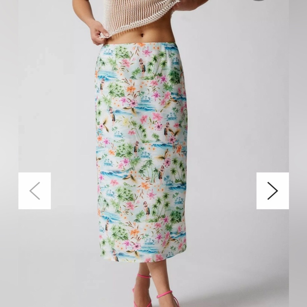 New Urban Outfitters Tropical MIDI Skirt Medium